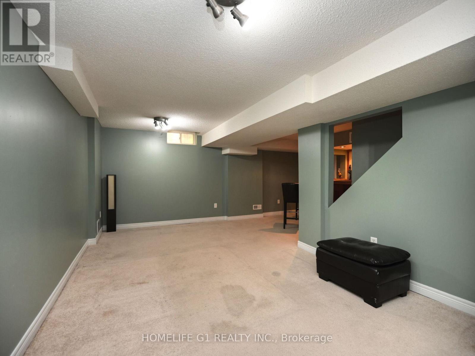8 Ridgemore Crescent, Brampton, Ontario  L7A 2L6 - Photo 44 - W12210626