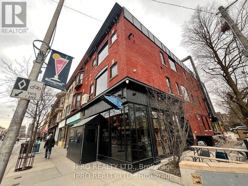 2 - 798 Bloor Street W, Toronto, Ontario  M6G 1L9 - Photo 2 - W12210645