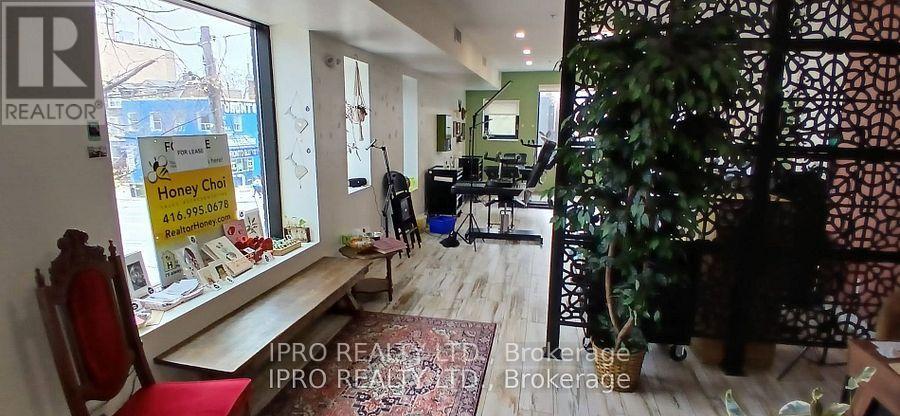 2 - 798 Bloor Street W, Toronto, Ontario  M6G 1L9 - Photo 8 - W12210645