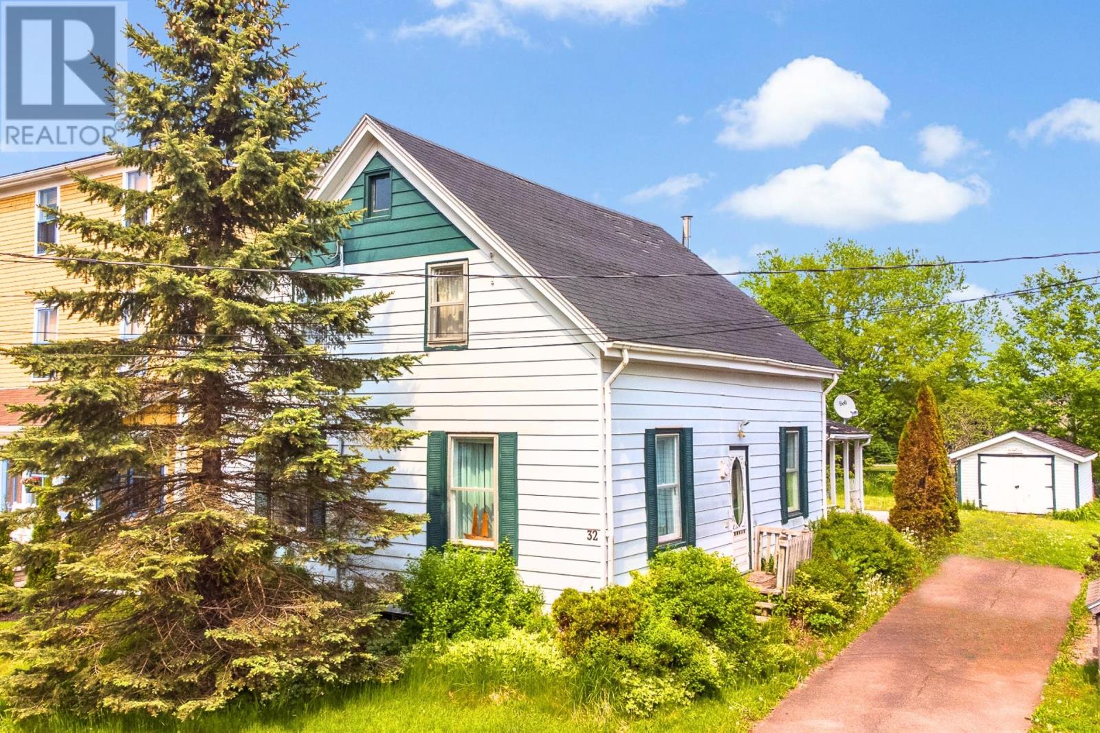 32 Main Street, Victoria, Prince Edward Island  C0A 2G0 - Photo 1 - 202514148