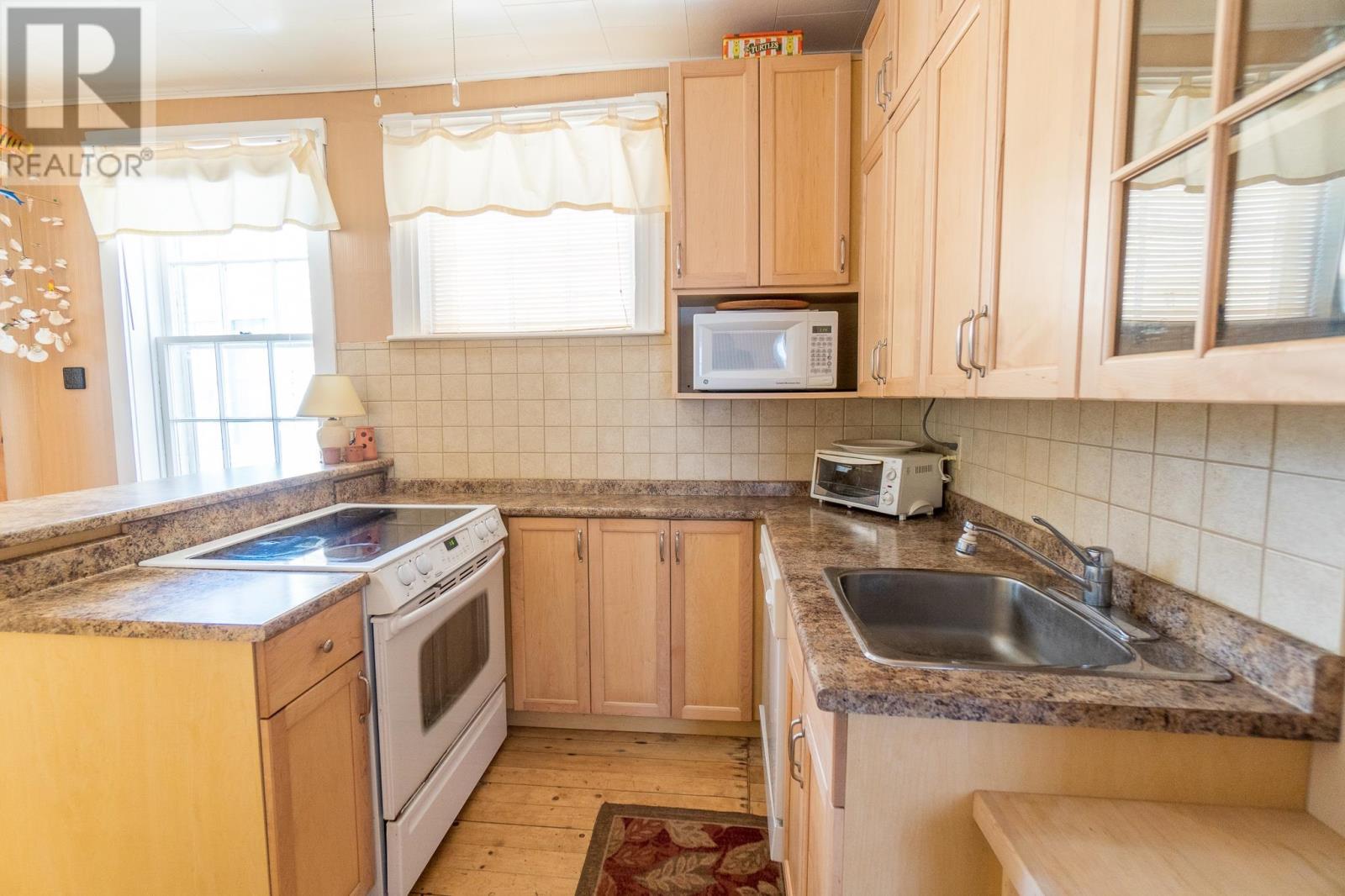 32 Main Street, Victoria, Prince Edward Island  C0A 2G0 - Photo 13 - 202514148