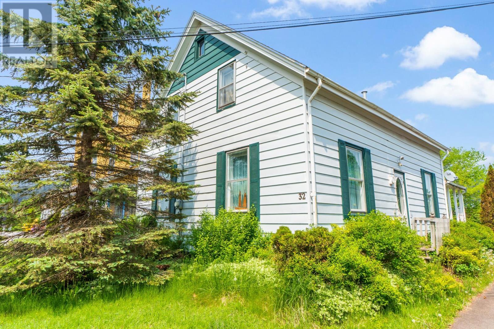 32 Main Street, Victoria, Prince Edward Island  C0A 2G0 - Photo 2 - 202514148
