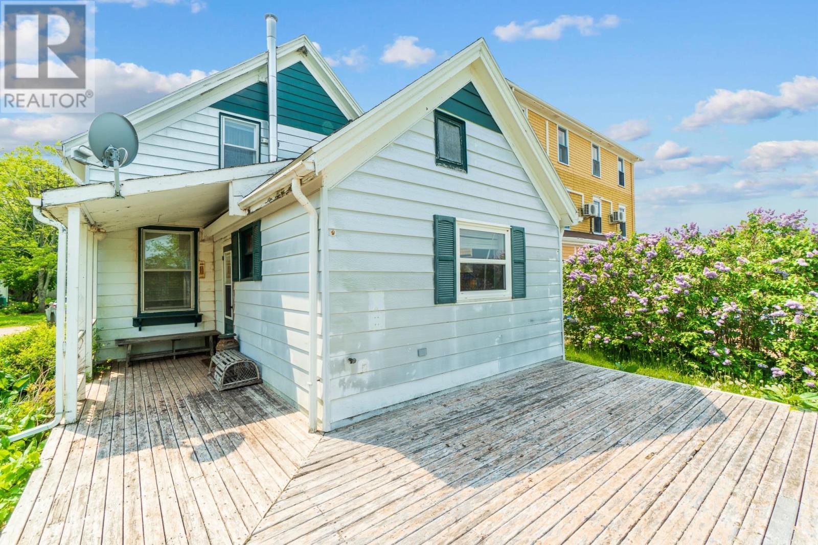 32 Main Street, Victoria, Prince Edward Island  C0A 2G0 - Photo 3 - 202514148