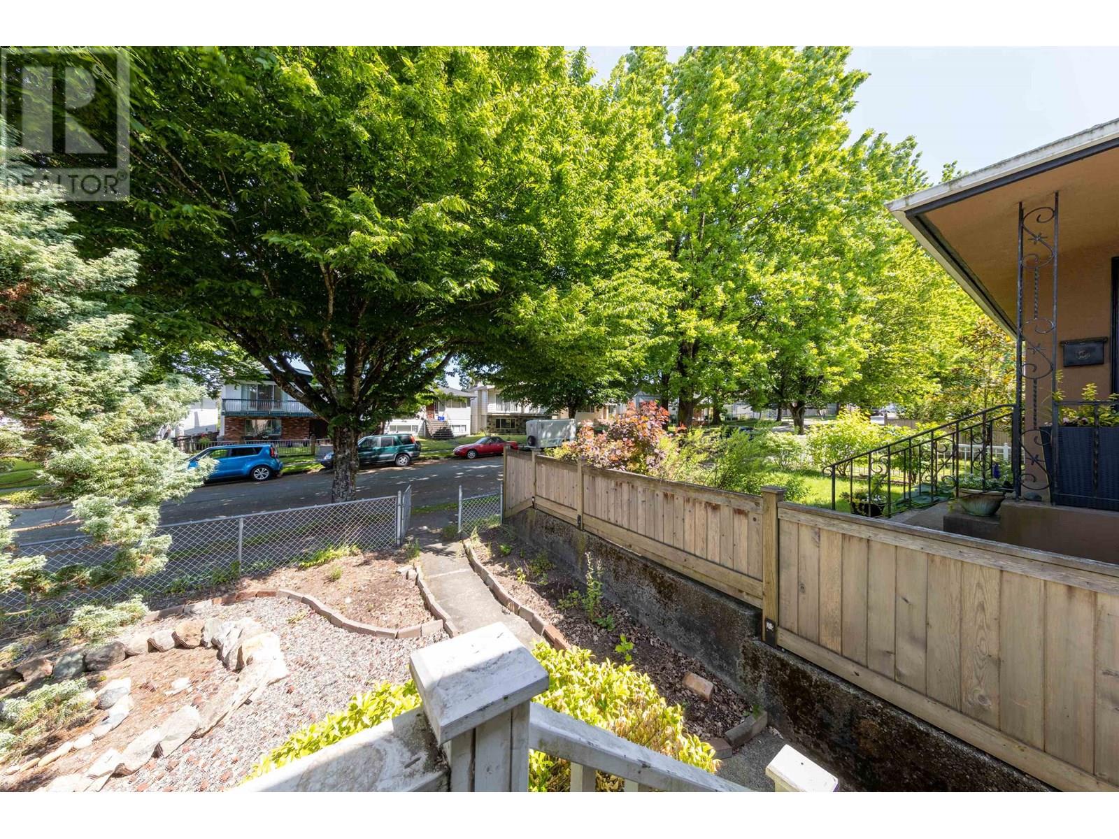 1181 Kelowna Street, Vancouver, British Columbia  V5K 4E3 - Photo 16 - R3012903