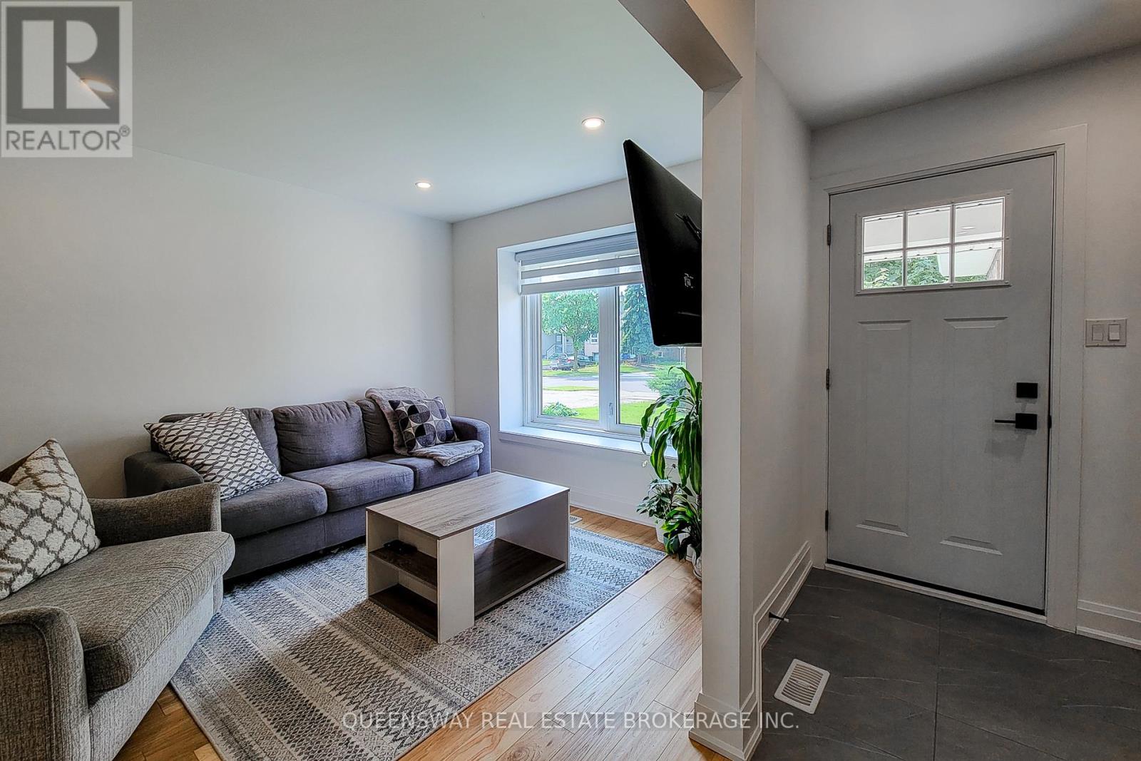 142 Macintosh Drive N, Hamilton, Ontario  L8E 4A4 - Photo 14 - X12210532
