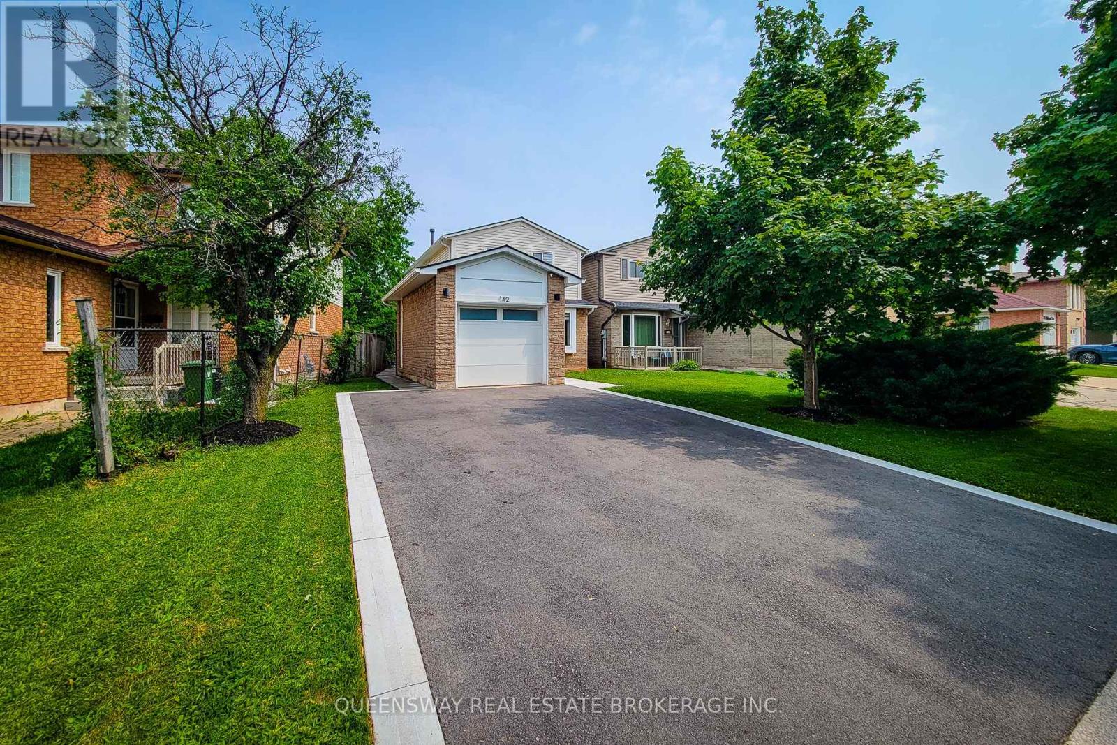 142 Macintosh Drive N, Hamilton, Ontario  L8E 4A4 - Photo 2 - X12210532