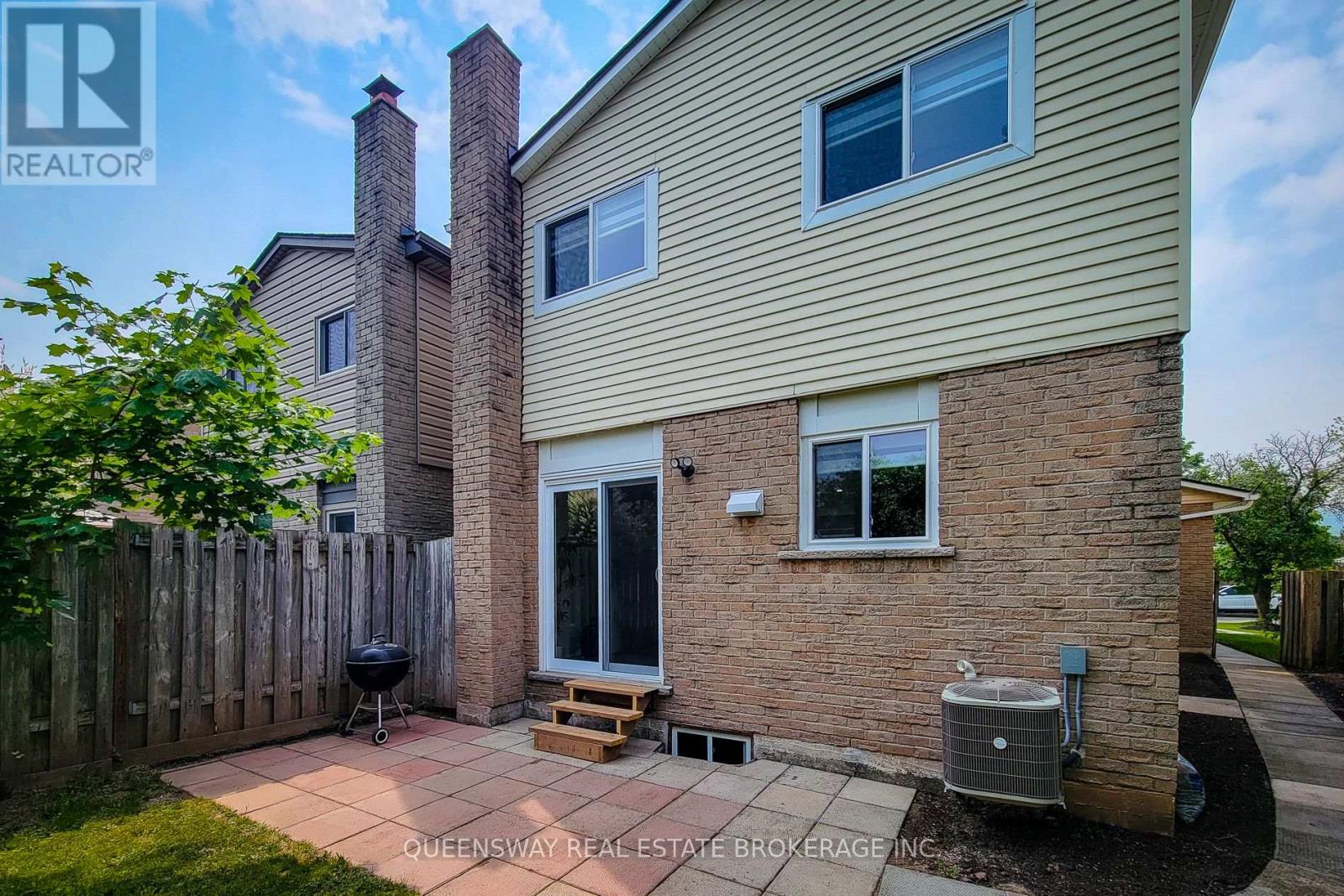142 Macintosh Drive N, Hamilton, Ontario  L8E 4A4 - Photo 7 - X12210532
