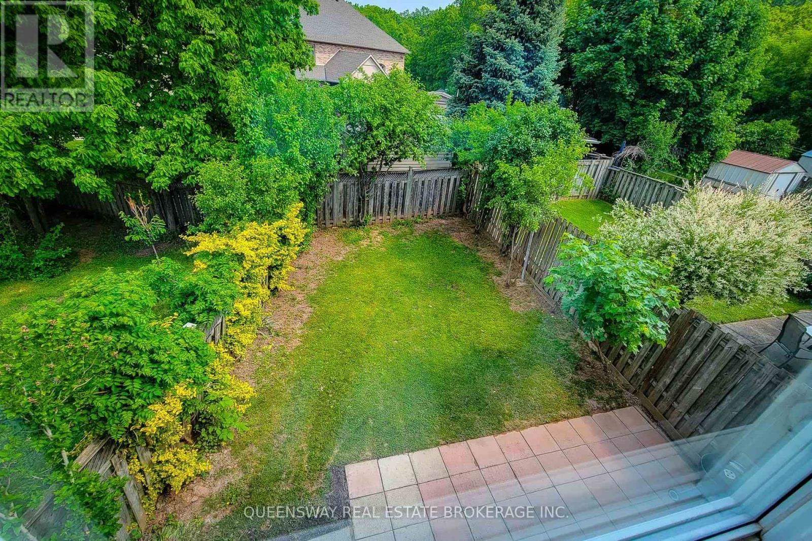 142 Macintosh Drive N, Hamilton, Ontario  L8E 4A4 - Photo 8 - X12210532