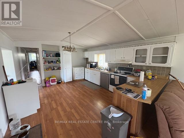 45 Maple Grove Village Road, Southgate, Ontario  N0C 1B0 - Photo 12 - X12210582