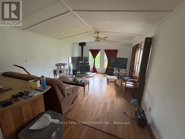 45 Maple Grove Village Road, Southgate, Ontario  N0C 1B0 - Photo 8 - X12210582