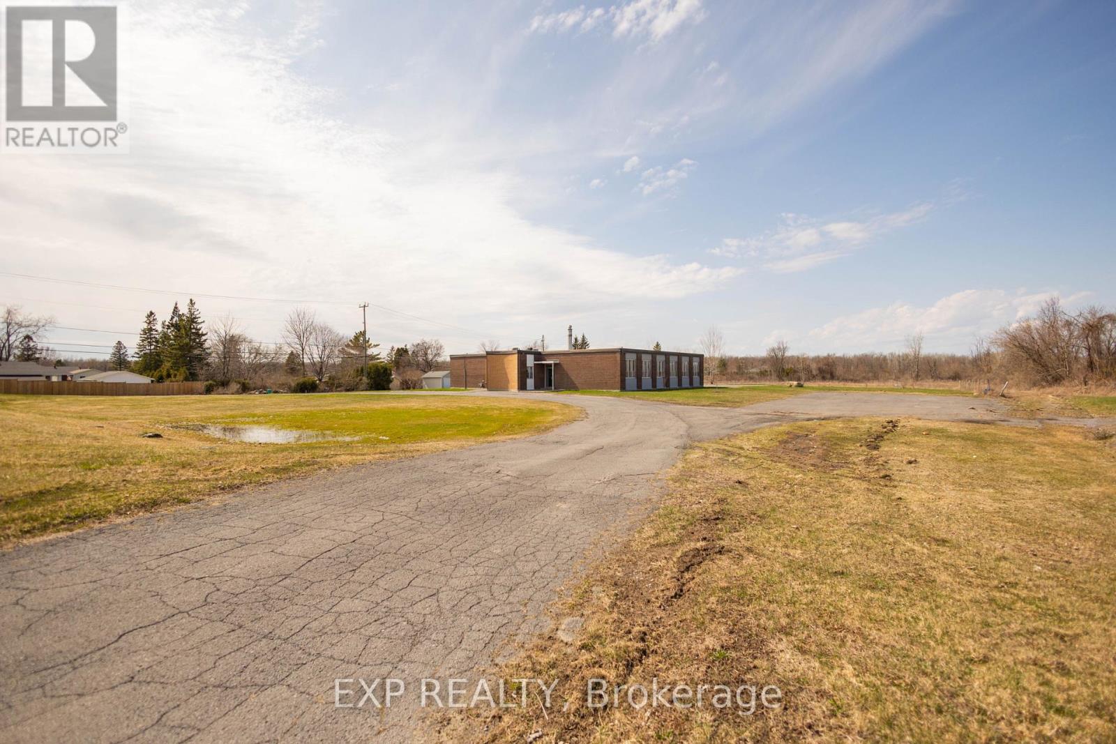581 CHERYL STREET, South Stormont, Ontario