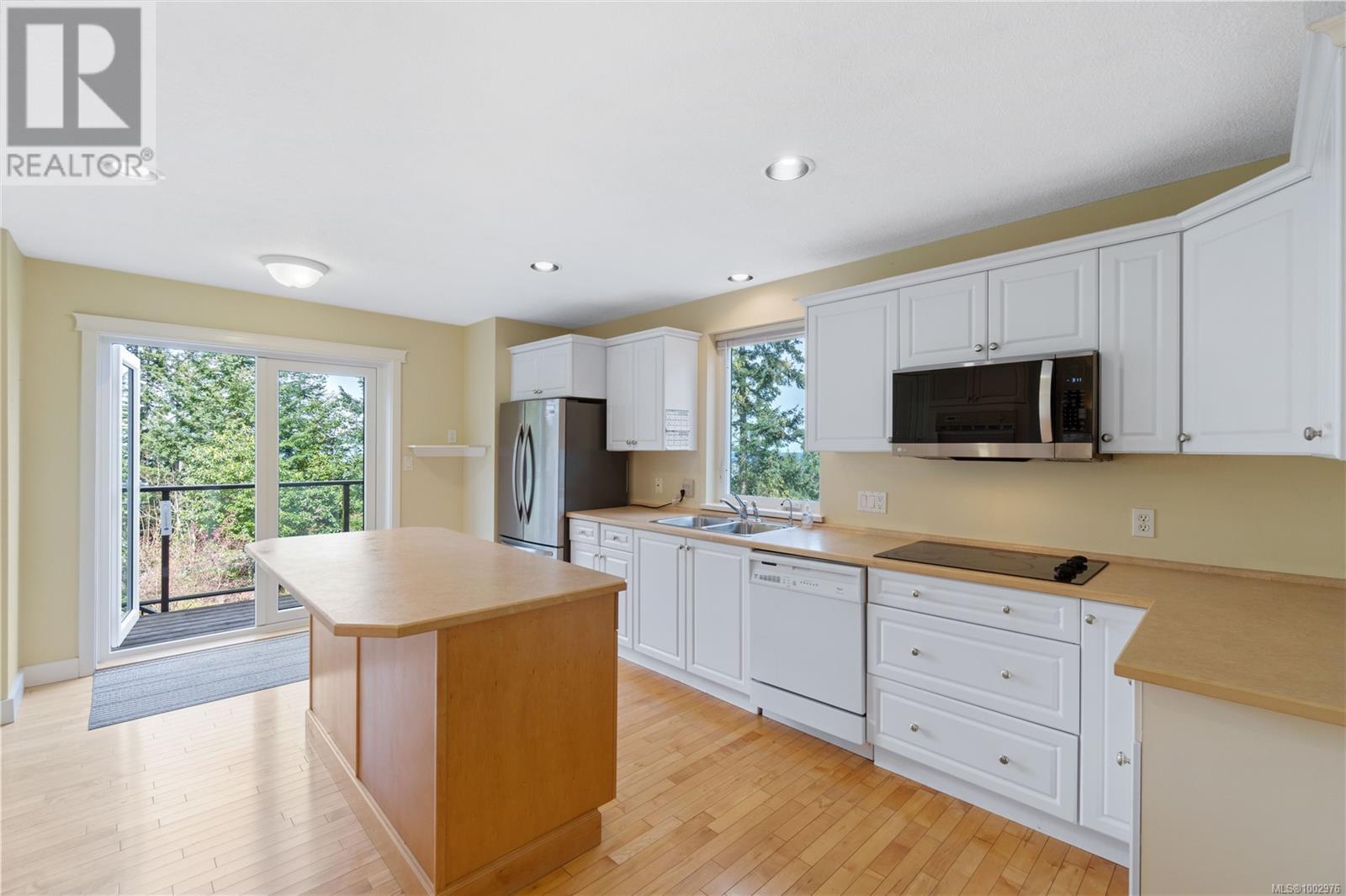 1232 College Dr, Nanaimo, British Columbia  V9R 5Z5 - Photo 8 - 1002976