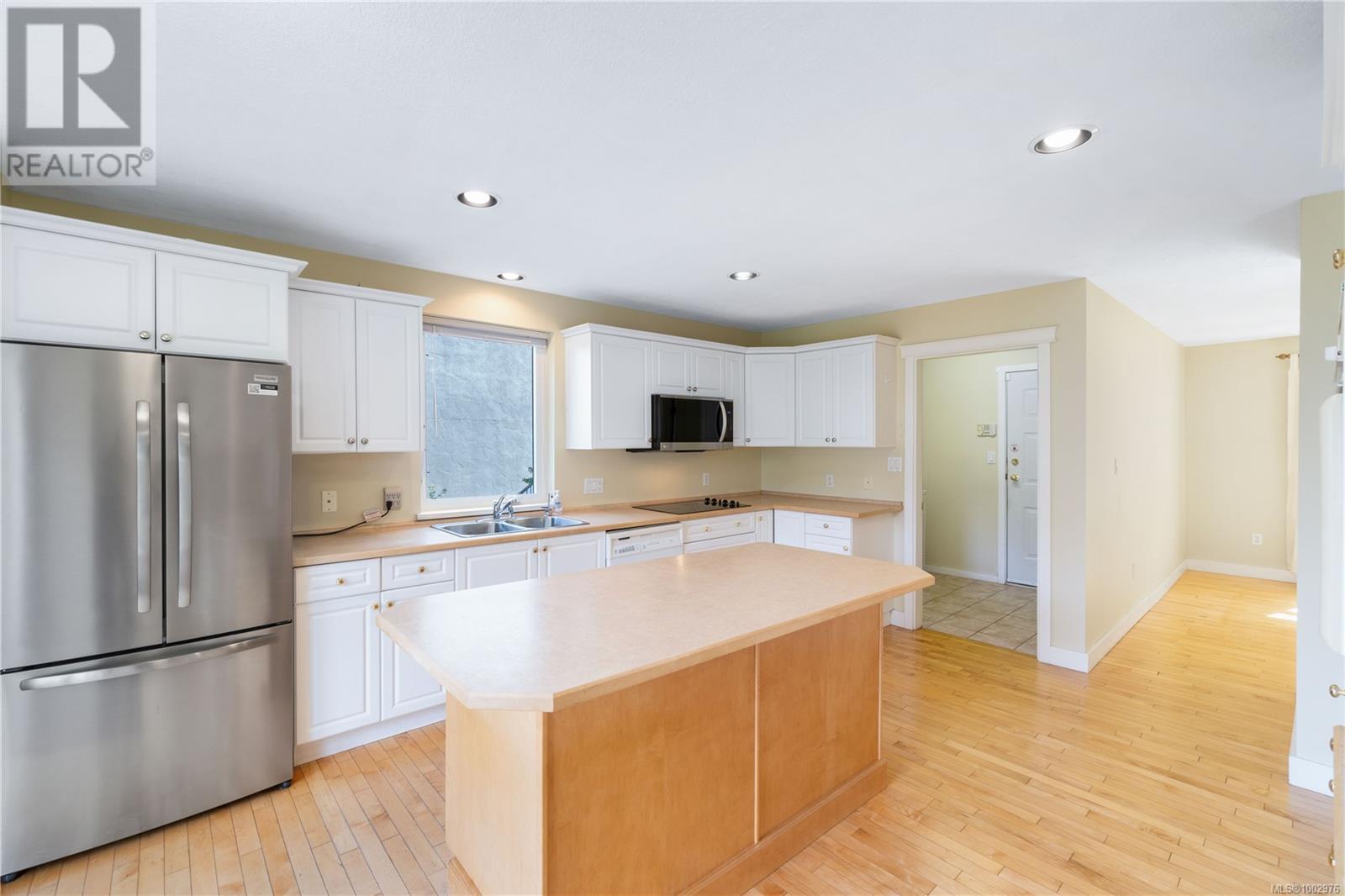 1232 College Dr, Nanaimo, British Columbia  V9R 5Z5 - Photo 9 - 1002976