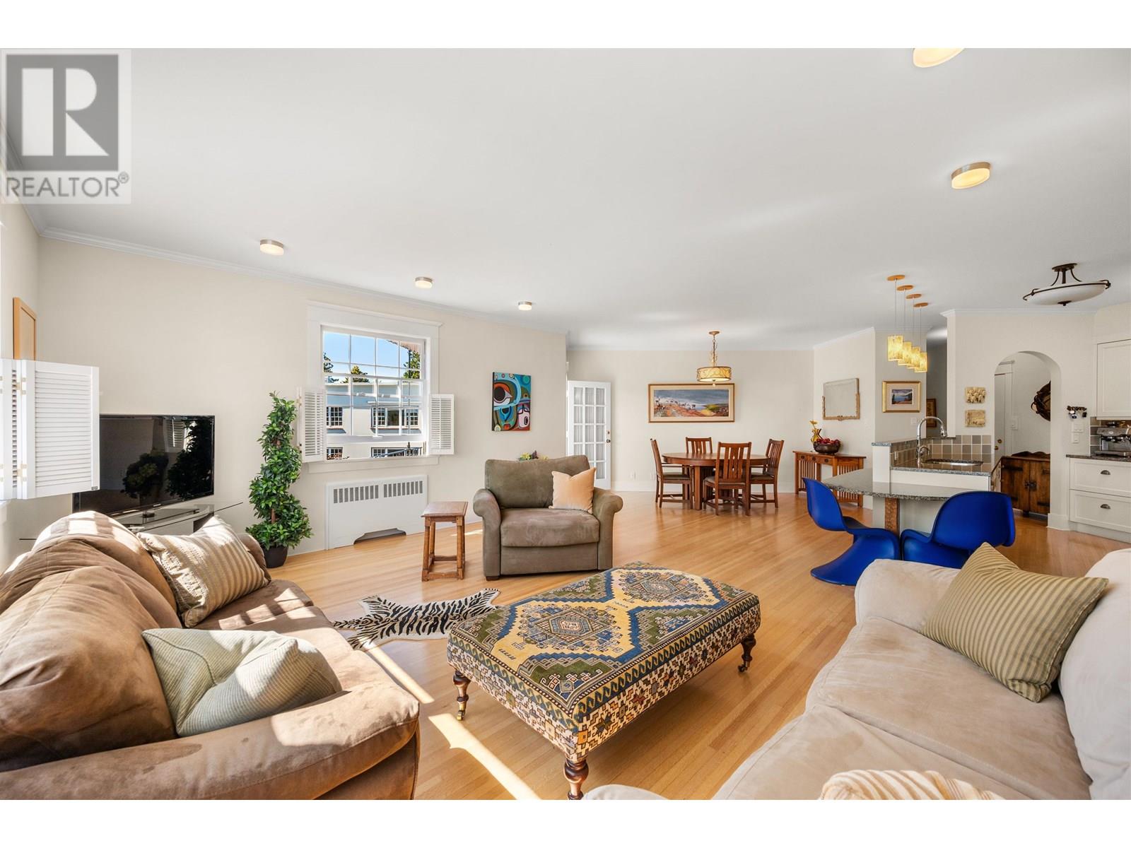 307 2890 Point Grey Road, Vancouver, British Columbia  V6K 1A9 - Photo 2 - R3013652