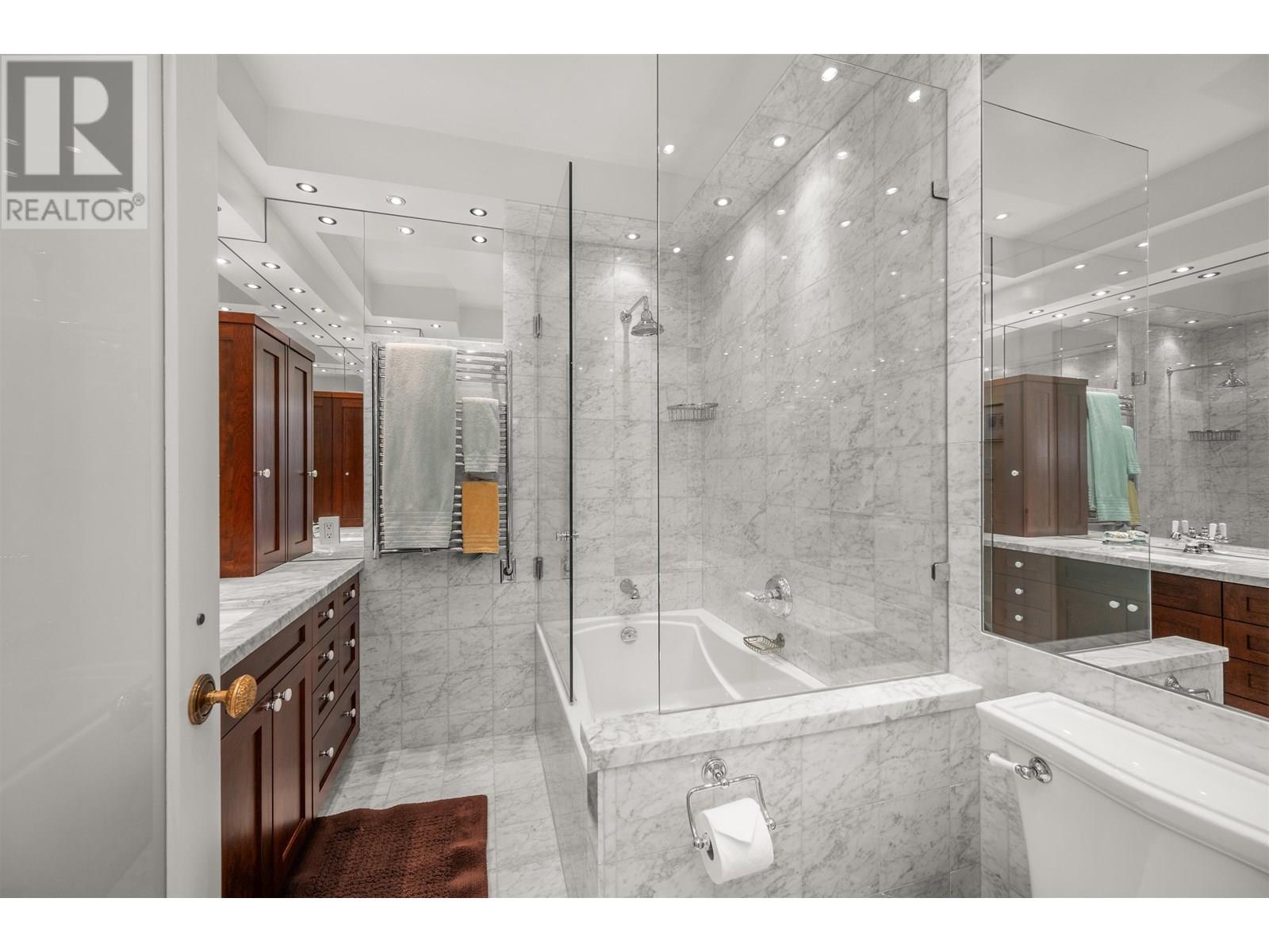307 2890 Point Grey Road, Vancouver, British Columbia  V6K 1A9 - Photo 12 - R3013652