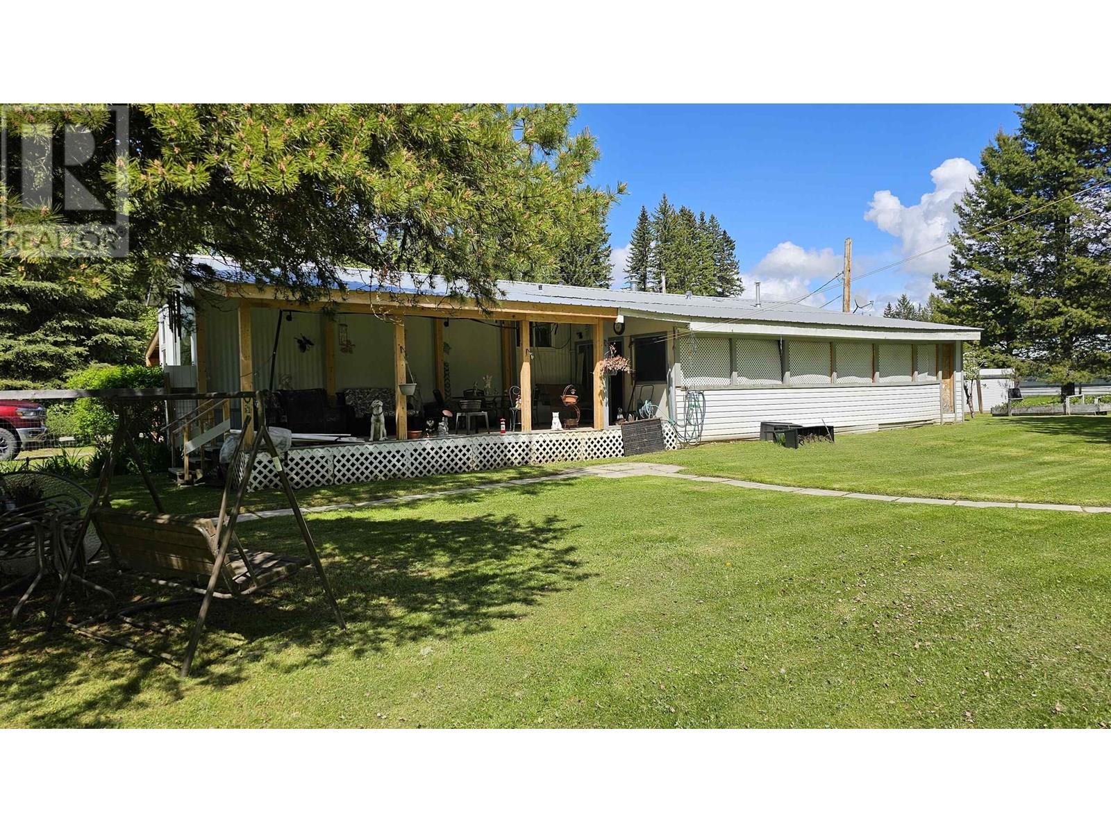 718 Future Drive, Quesnel, British Columbia  V2J 6W1 - Photo 2 - R3013798