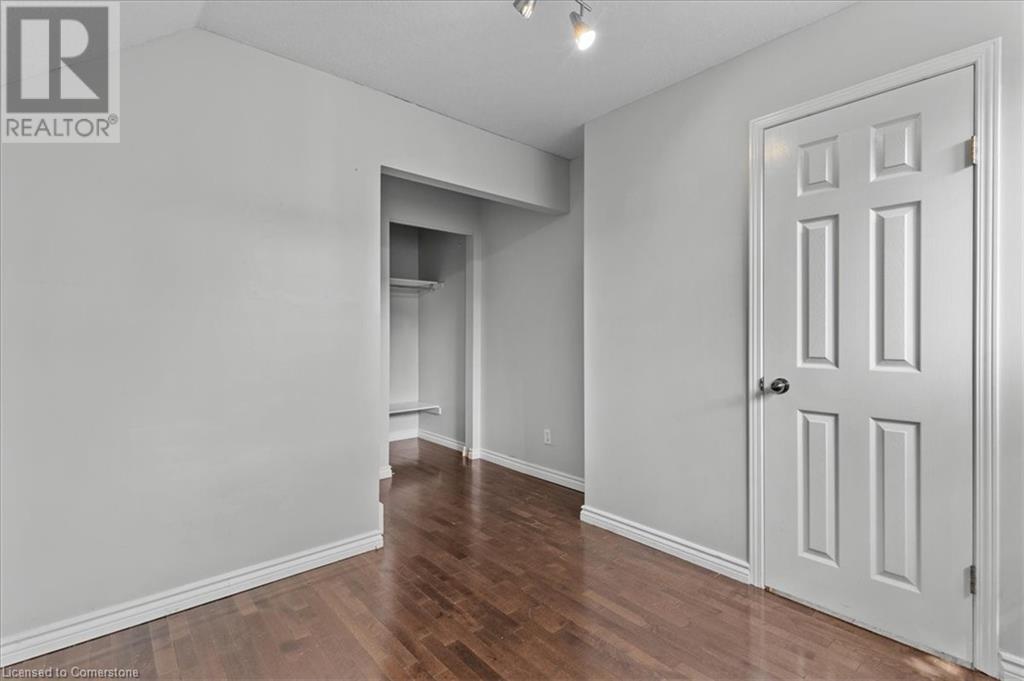 3 Wisteria Court, Kitchener, Ontario  N2E 3T4 - Photo 24 - 40738893