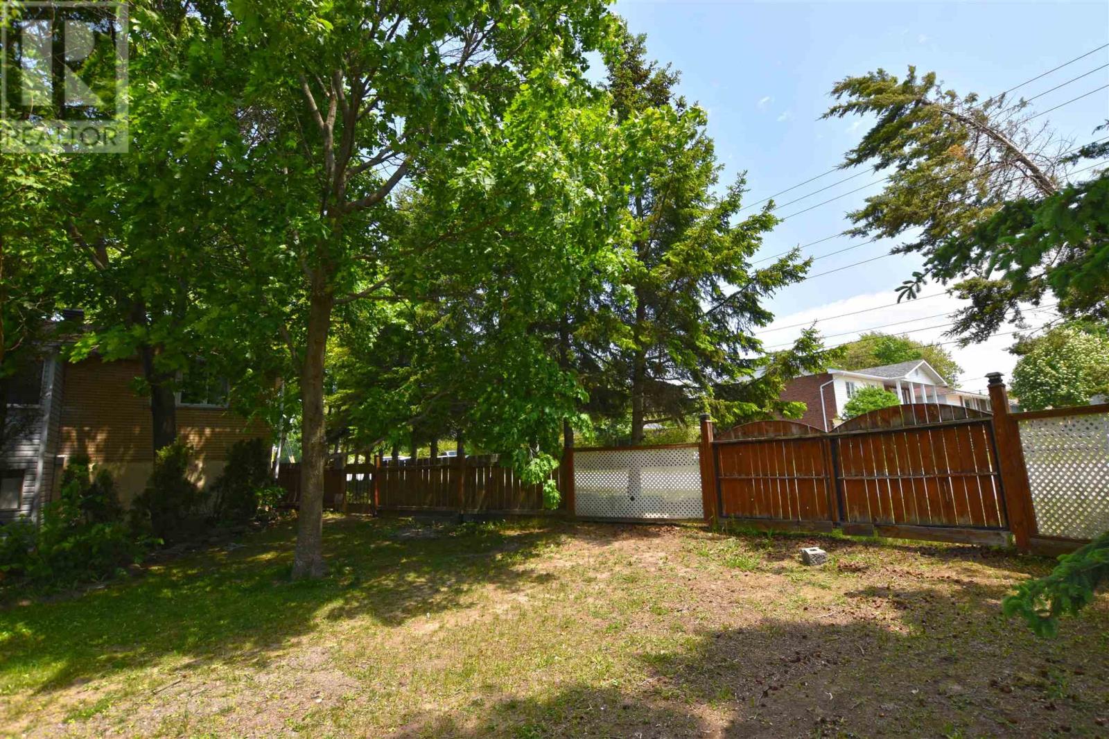 106 Knox Ave, Sault Ste. Marie, Ontario  P6B 3X9 - Photo 15 - SM251492