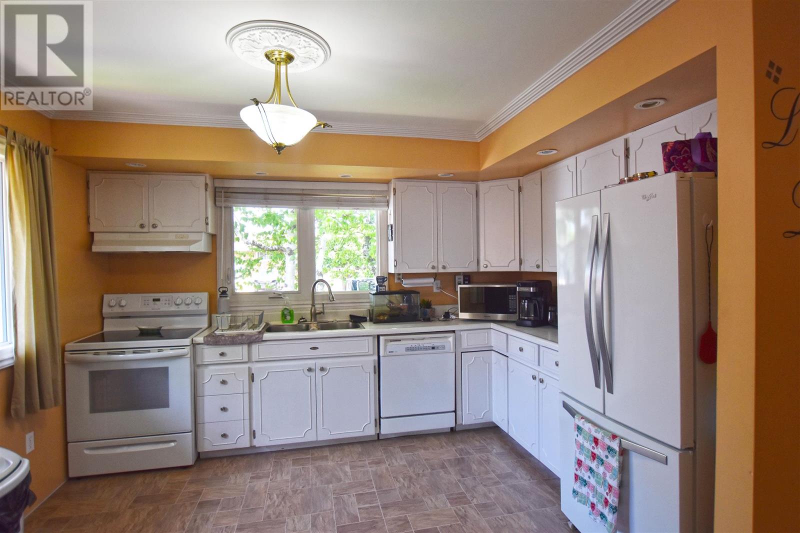 106 Knox Ave, Sault Ste. Marie, Ontario  P6B 3X9 - Photo 21 - SM251492