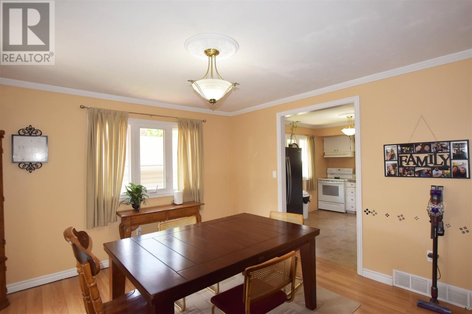 106 Knox Ave, Sault Ste. Marie, Ontario  P6B 3X9 - Photo 25 - SM251492