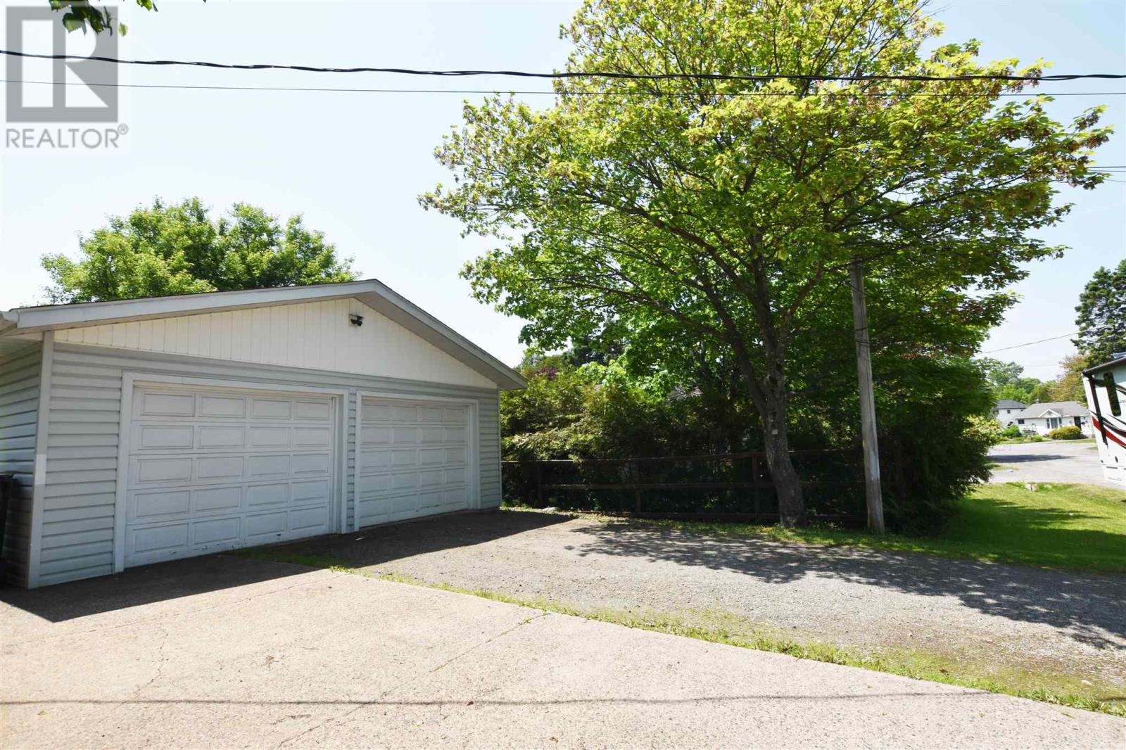 106 Knox Ave, Sault Ste. Marie, Ontario  P6B 3X9 - Photo 9 - SM251492