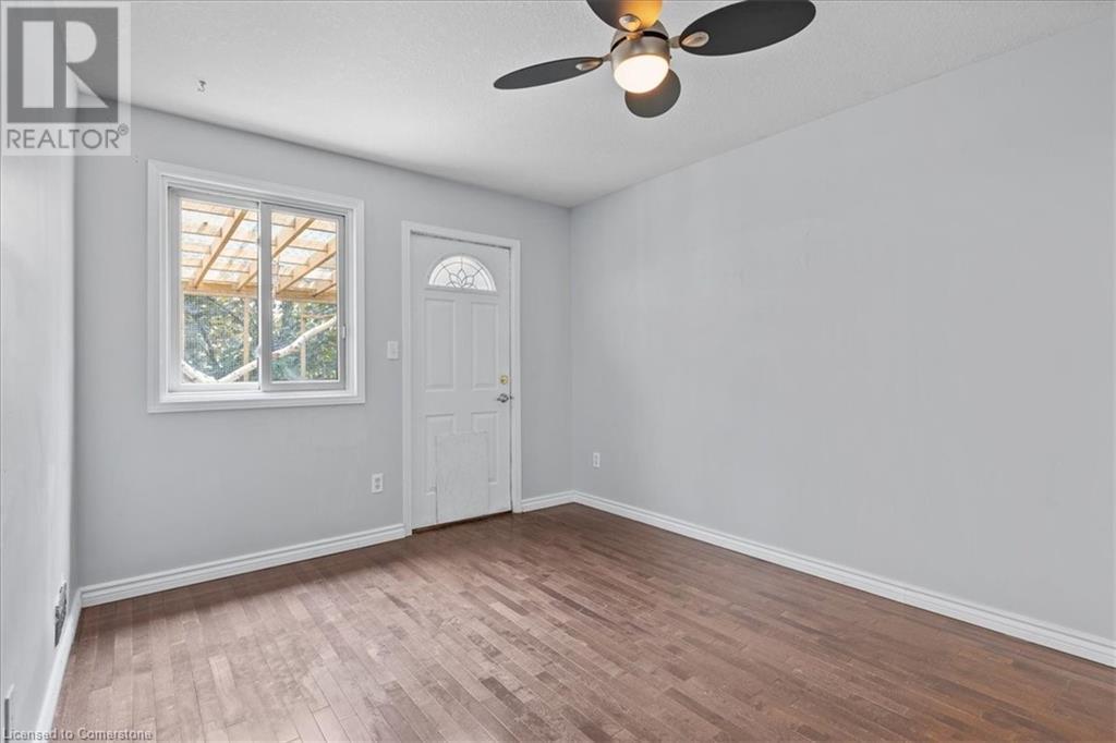 3 Wisteria Court, Kitchener, Ontario  N2E 3T4 - Photo 17 - 40738902