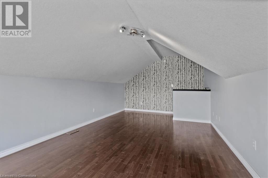 3 Wisteria Court, Kitchener, Ontario  N2E 3T4 - Photo 22 - 40738902