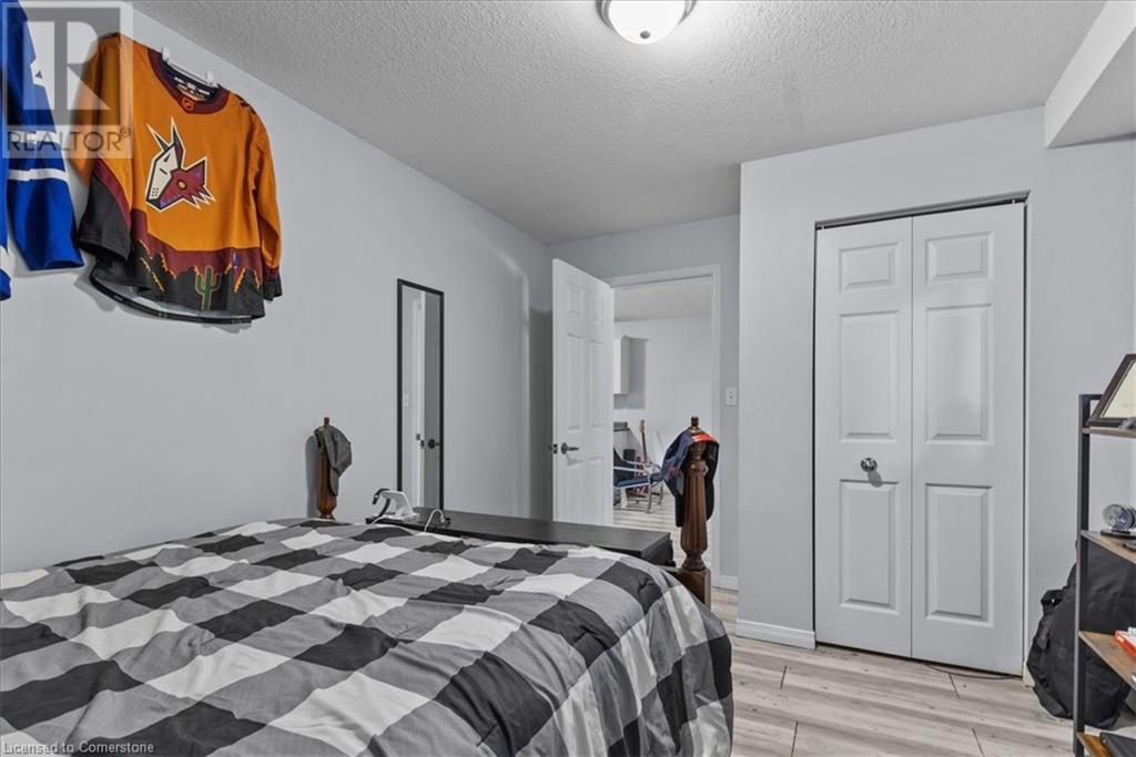 3 Wisteria Court, Kitchener, Ontario  N2E 3T4 - Photo 32 - 40738902