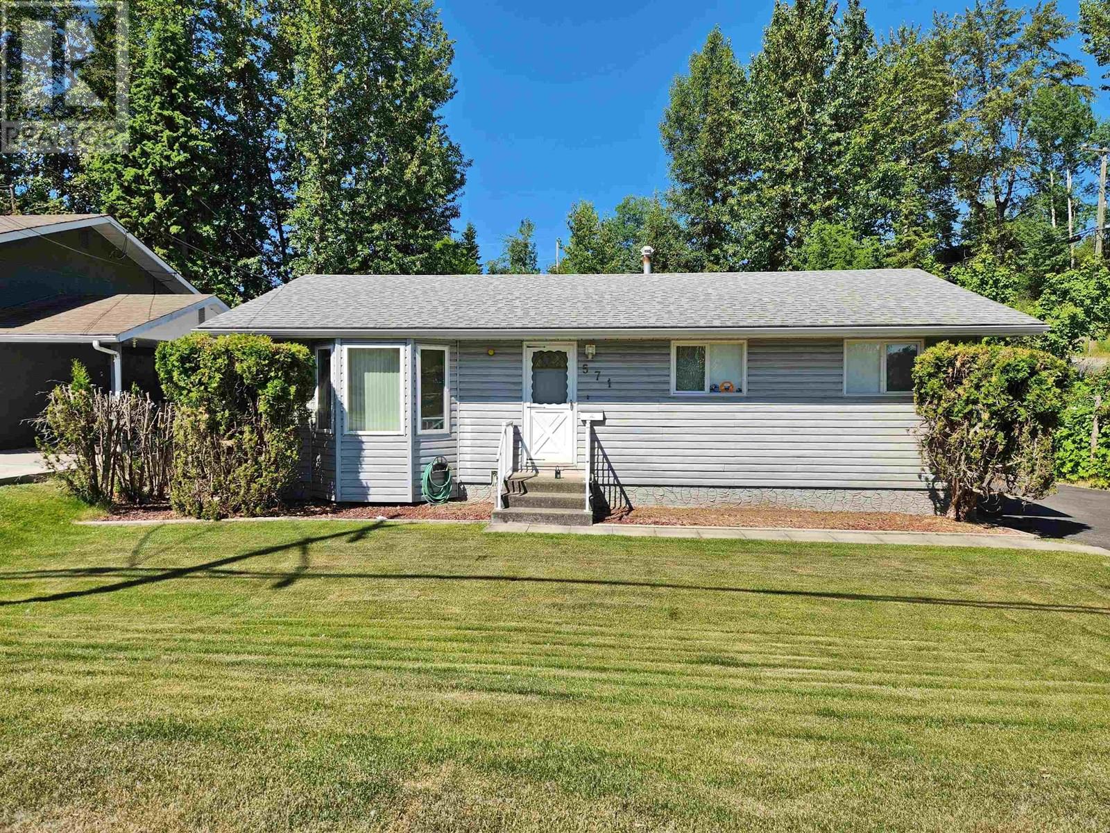 571 PERRY STREET, Quesnel, British Columbia