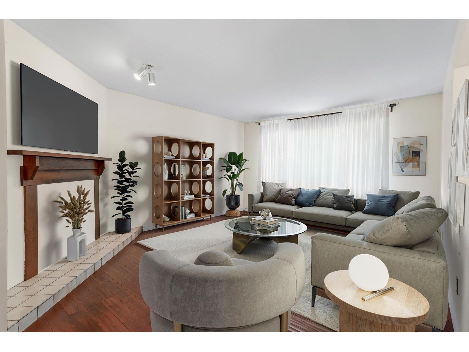 Property at 1568 161 STREET image 1