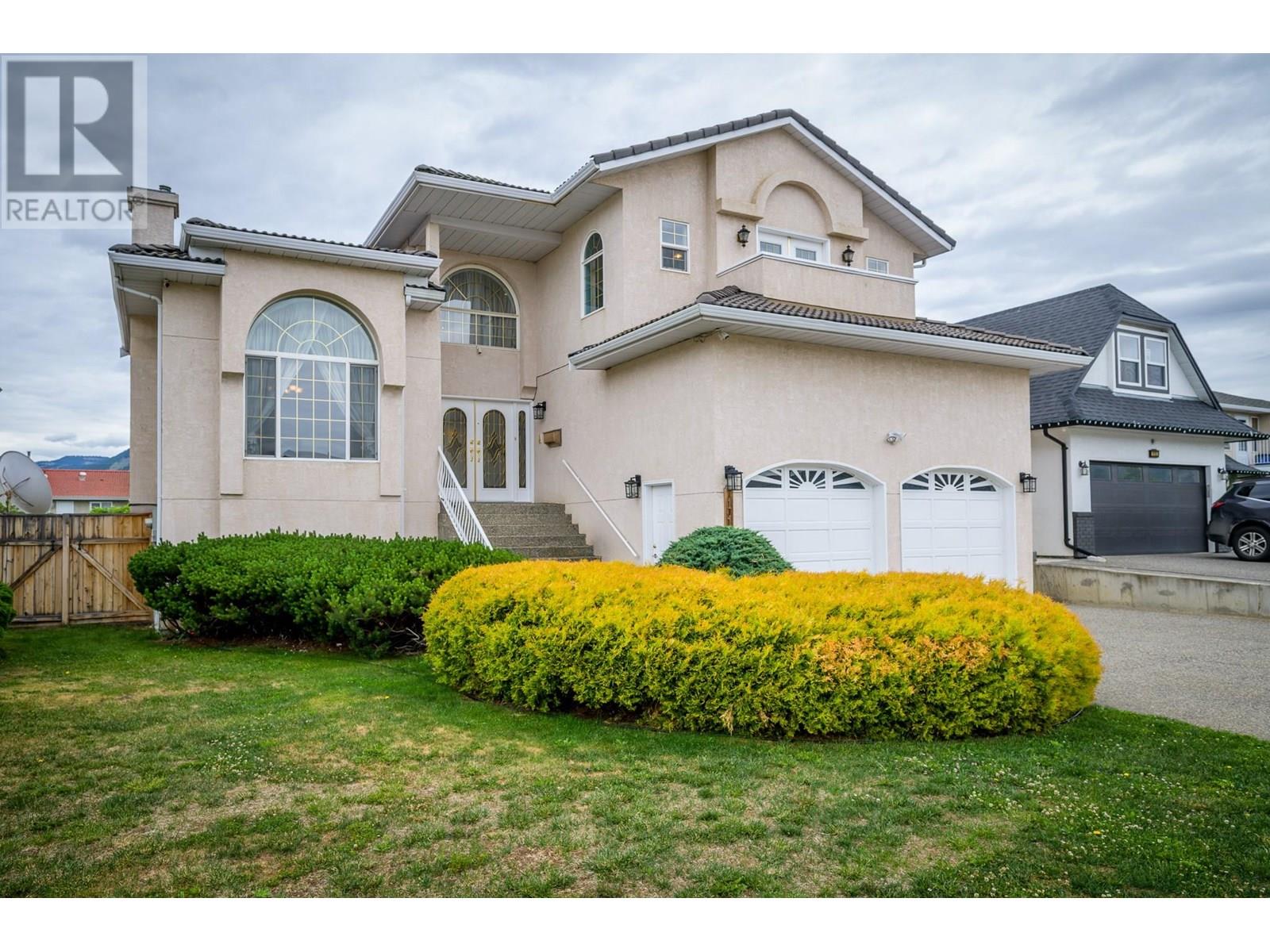 1120 14th Street, Kamloops, British Columbia