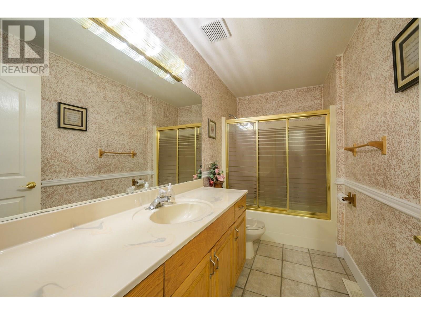 1120 14th Street, Kamloops, British Columbia  V2B 8K7 - Photo 16 - 10351689