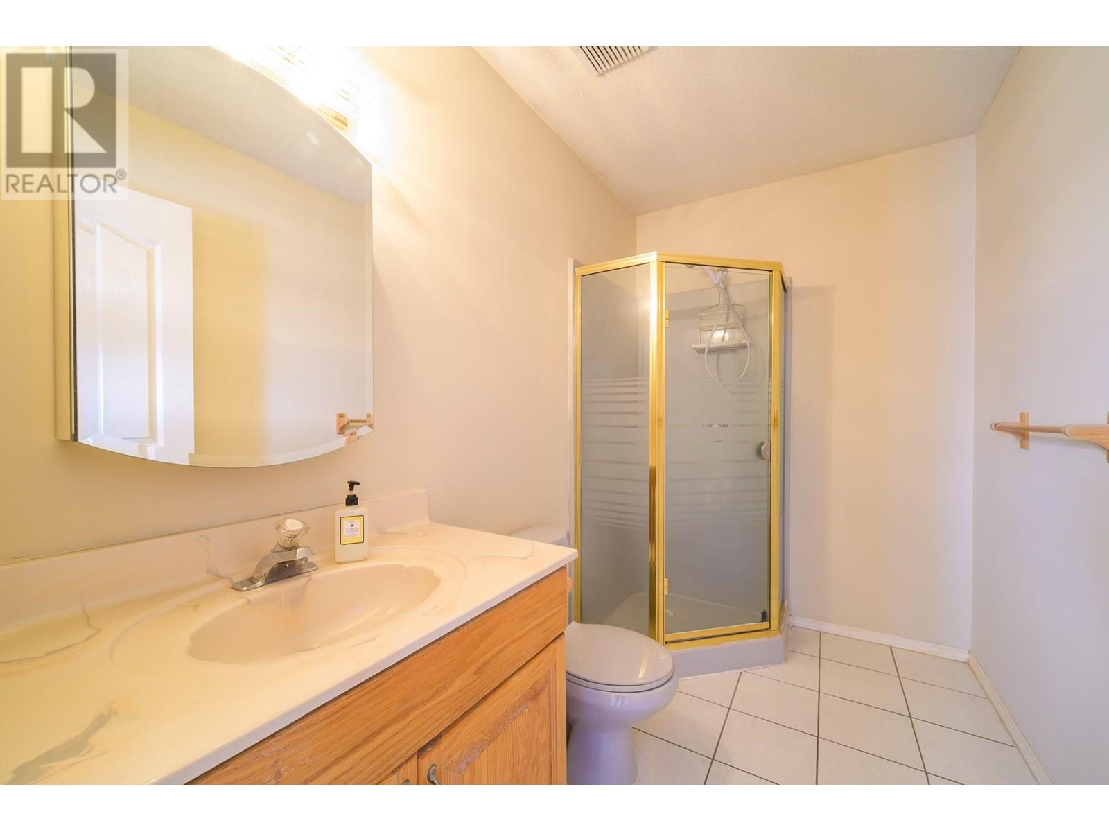 1120 14th Street, Kamloops, British Columbia  V2B 8K7 - Photo 29 - 10351689