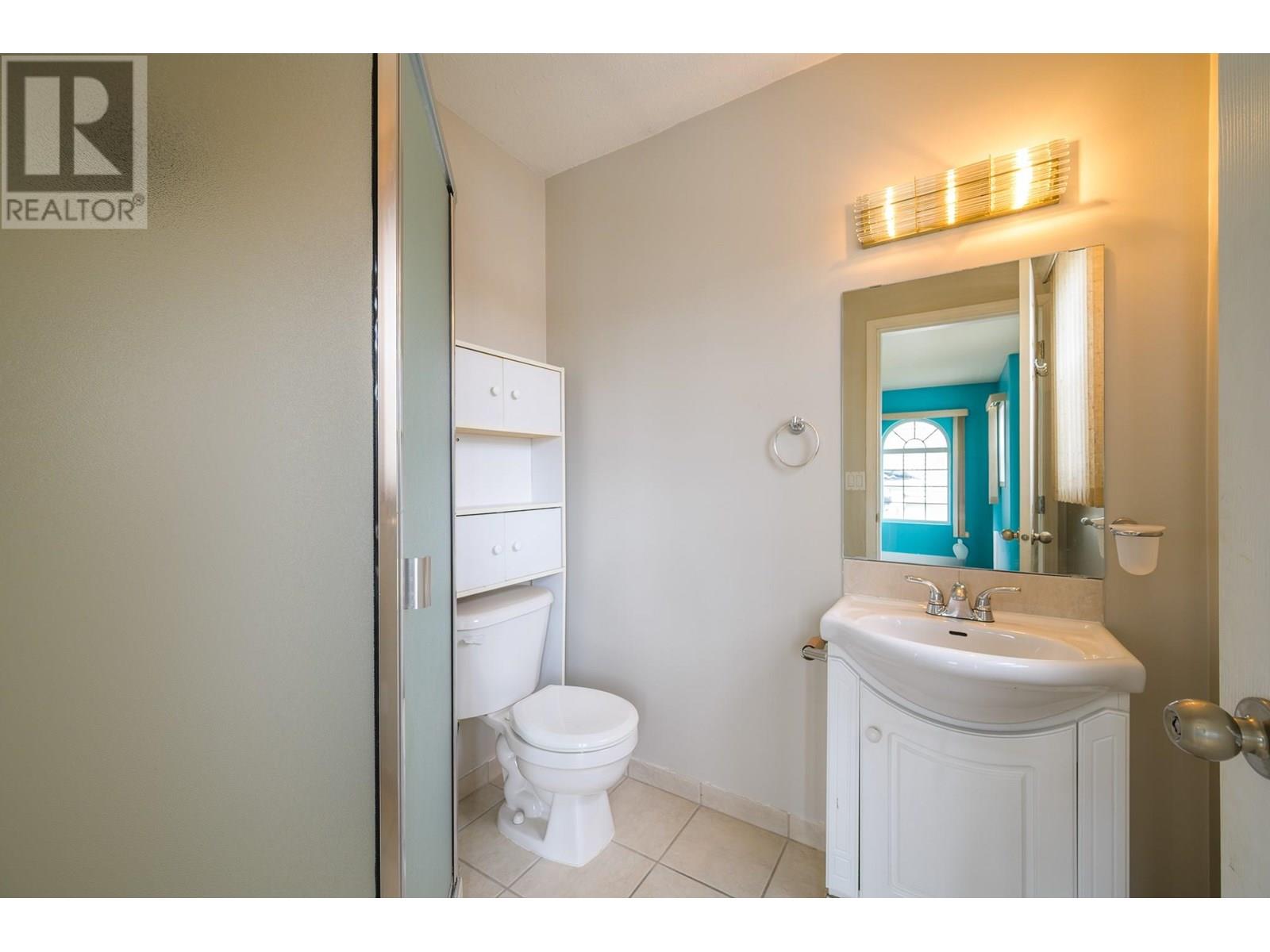 1120 14th Street, Kamloops, British Columbia  V2B 8K7 - Photo 33 - 10351689