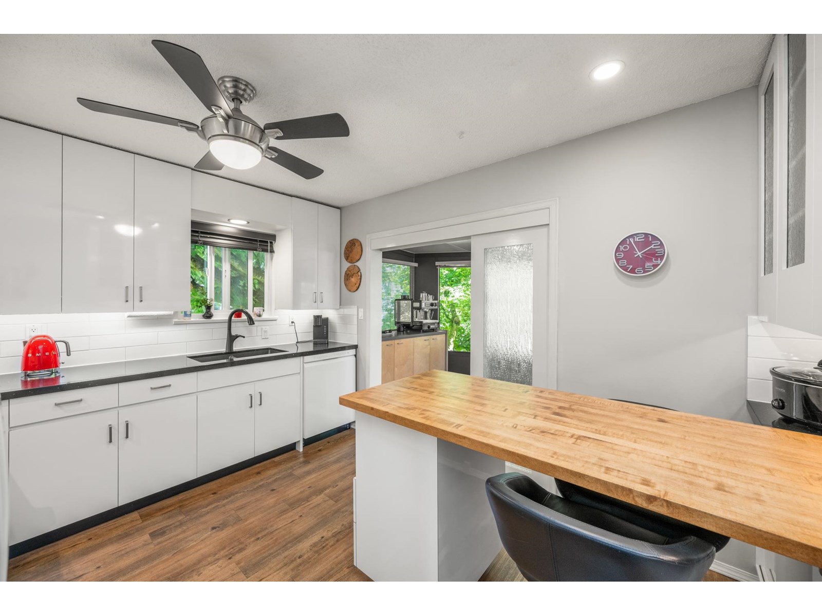12241 80a Avenue, Surrey, British Columbia  V3W 7R8 - Photo 6 - R3013392