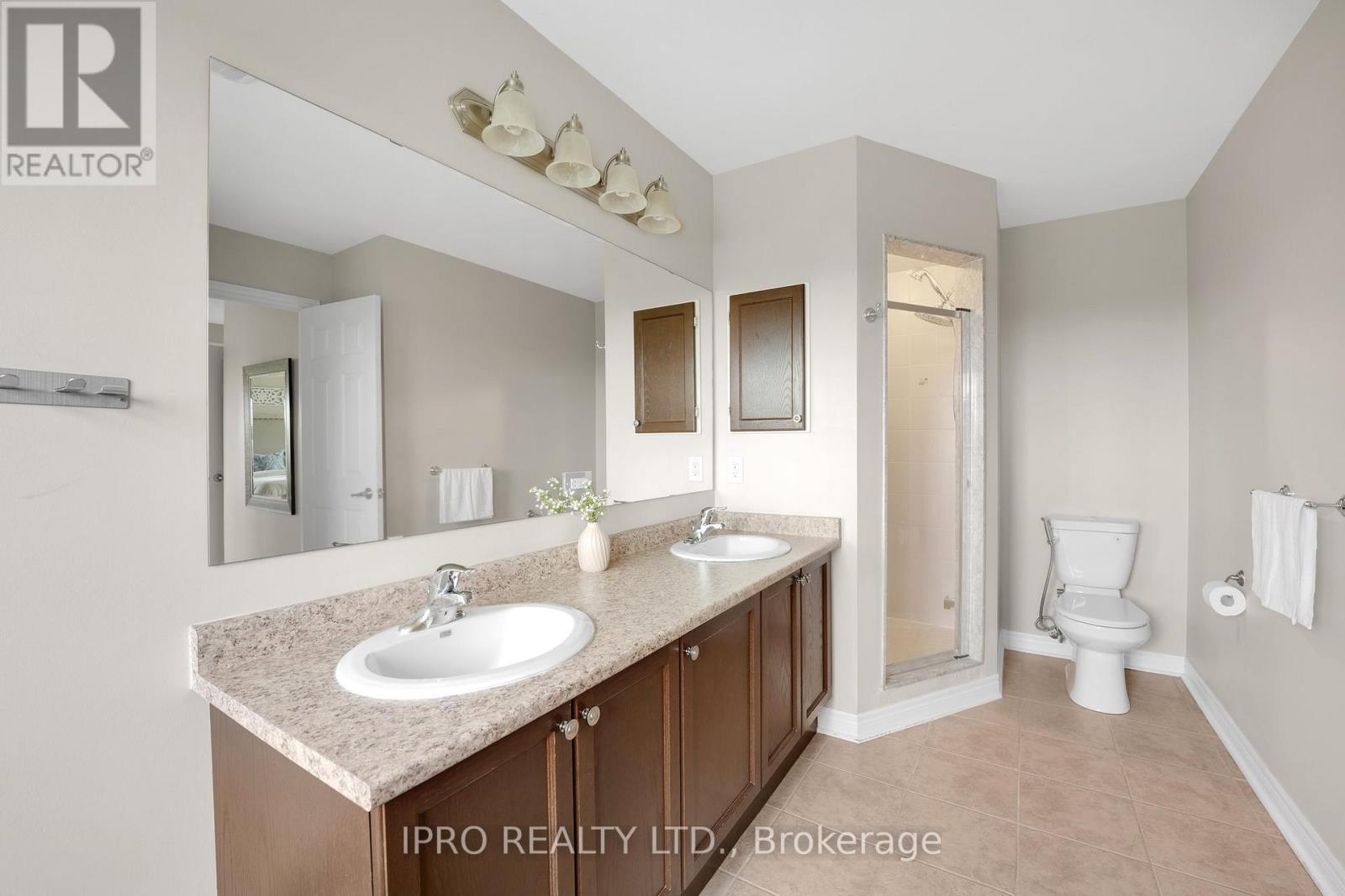 89 Daviselm Drive, Brampton, Ontario  L6X 2Z1 - Photo 21 - W12184364