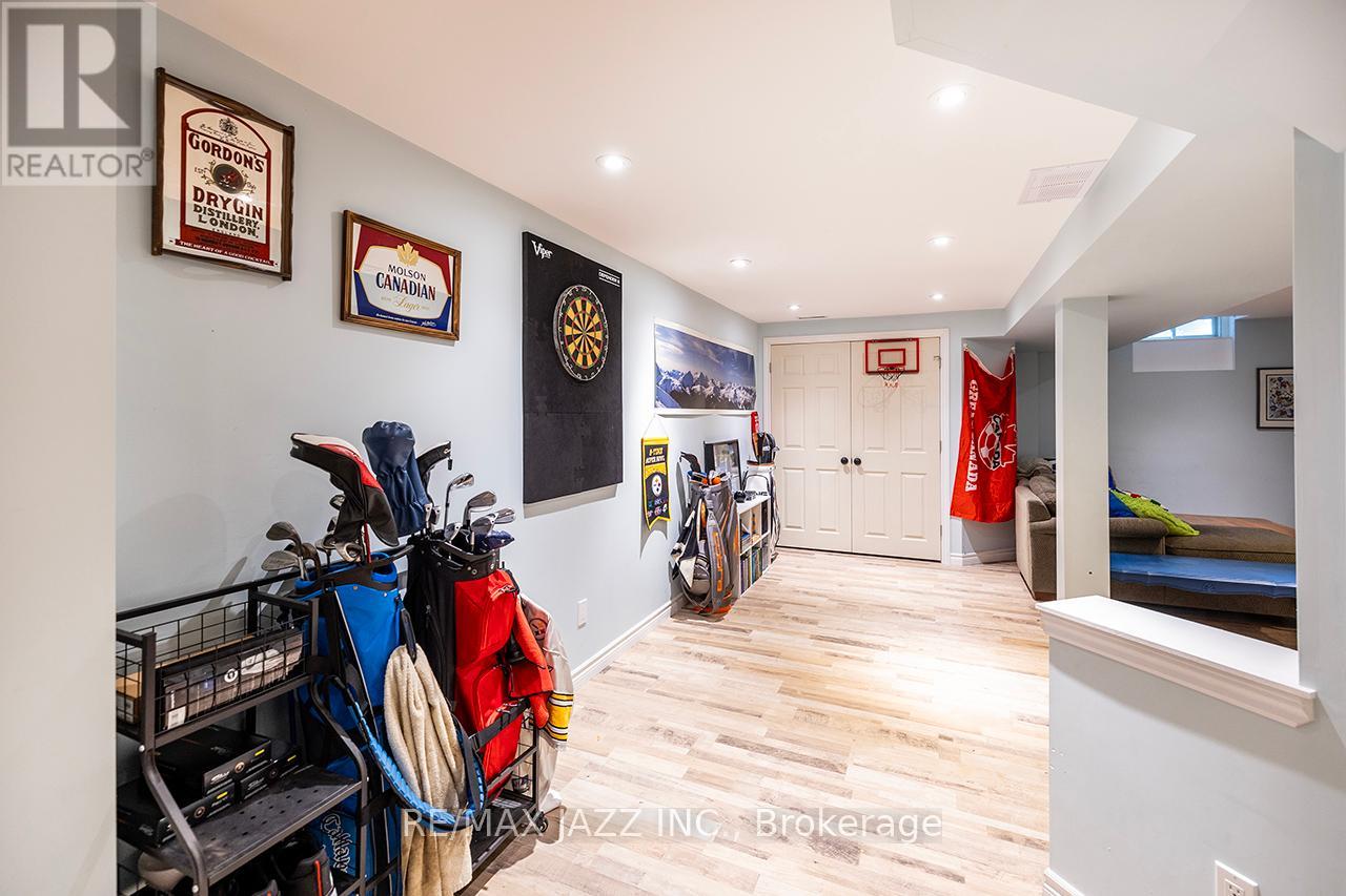 80 Barrister Avenue, Whitby, Ontario  L1R 3H3 - Photo 37 - E12210827