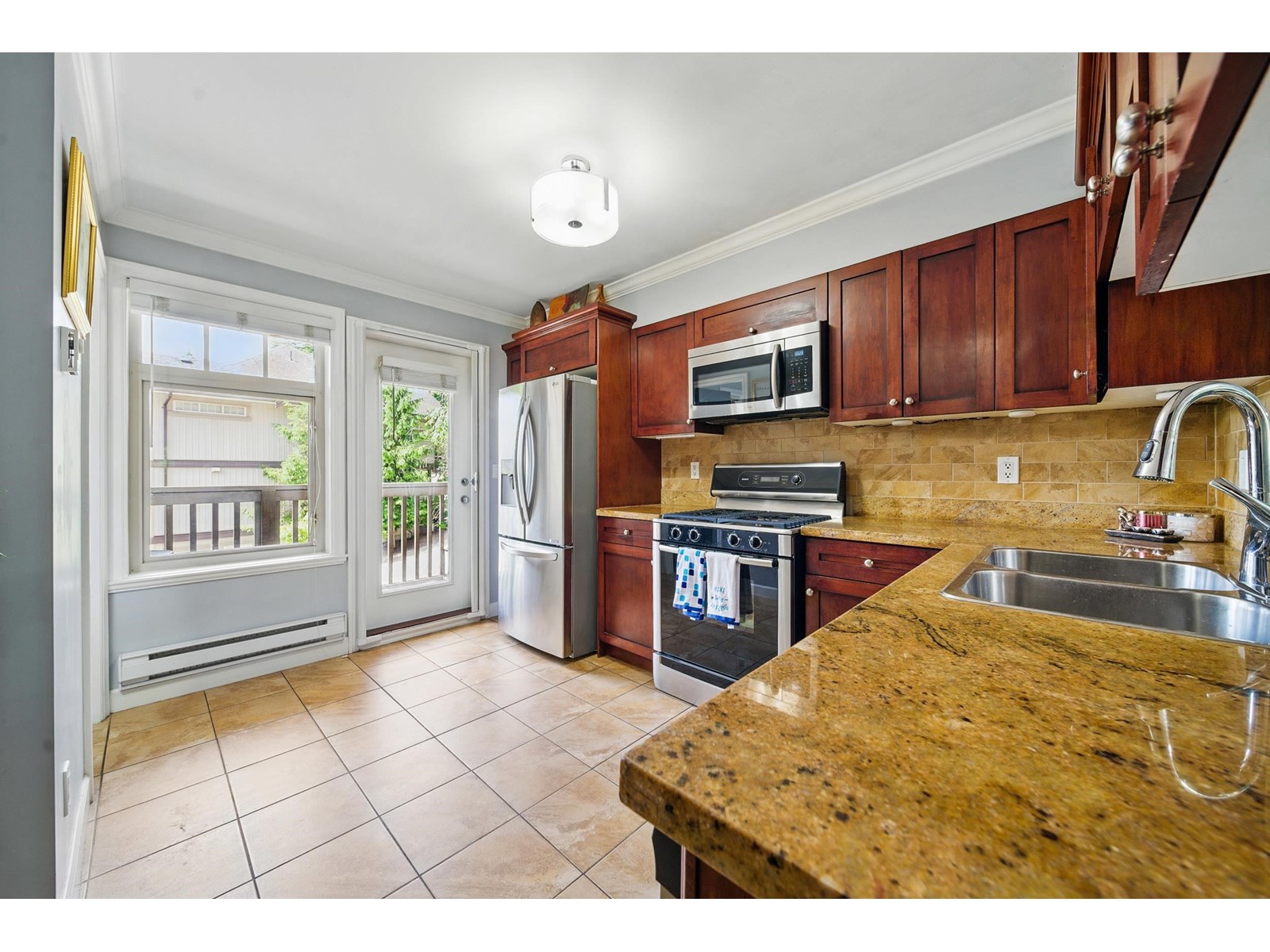 11 6238 192 Street, Surrey, British Columbia  V3S 0S2 - Photo 12 - R3013619