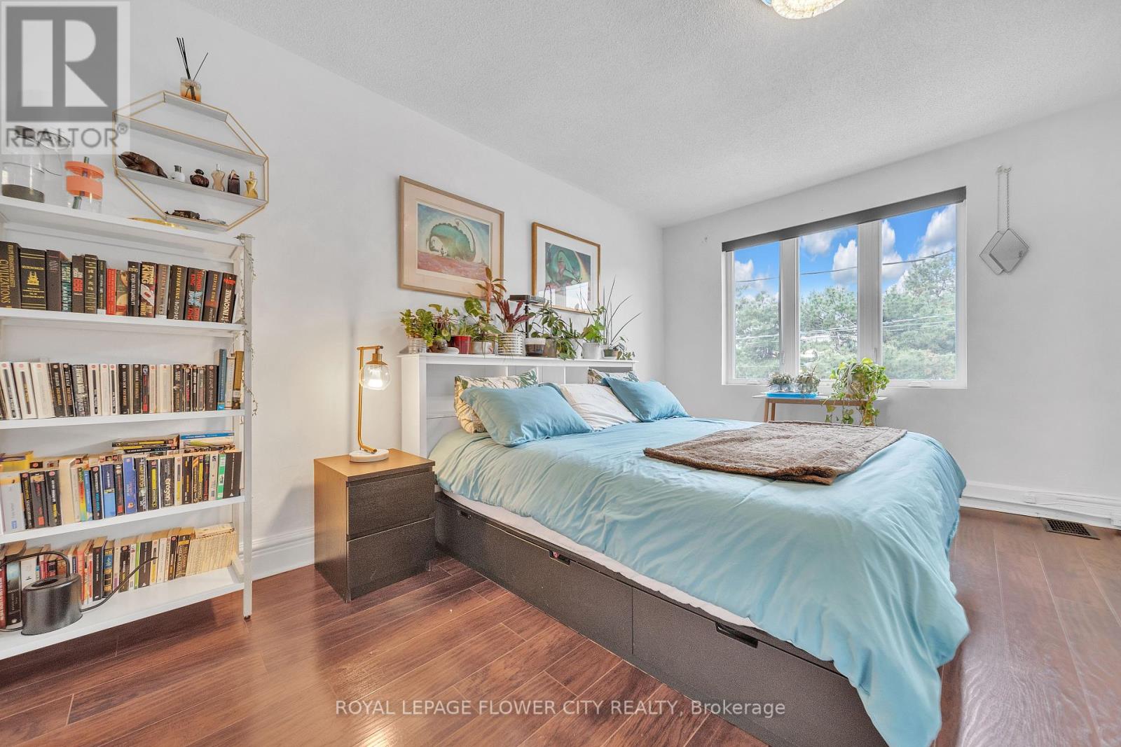 500 Dufferin Street, Toronto (Little Portugal), Ontario  M6K 2A6 - Photo 27 - C12210431