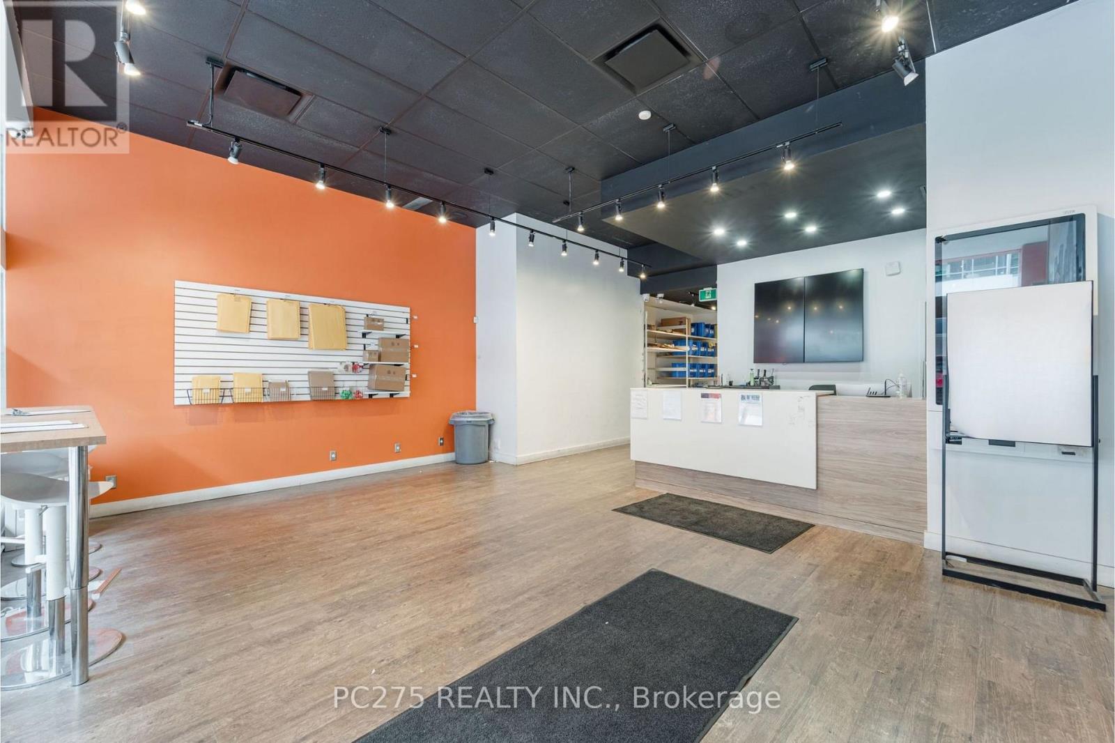 102 - 120 Eglinton Avenue E, Toronto, Ontario  M4P 1E2 - Photo 17 - C12210896