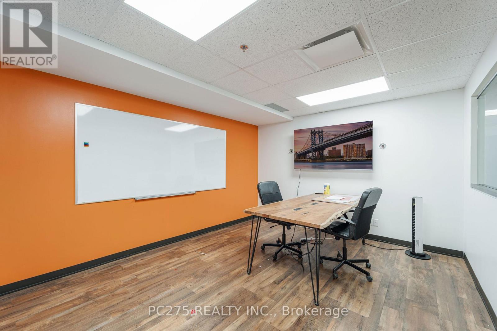 102 - 120 Eglinton Avenue E, Toronto, Ontario  M4P 1E2 - Photo 8 - C12210896