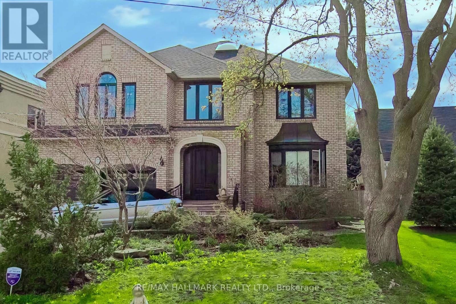 6 Montford Drive, Toronto, Ontario  M2M 3H3 - Photo 1 - C12210677