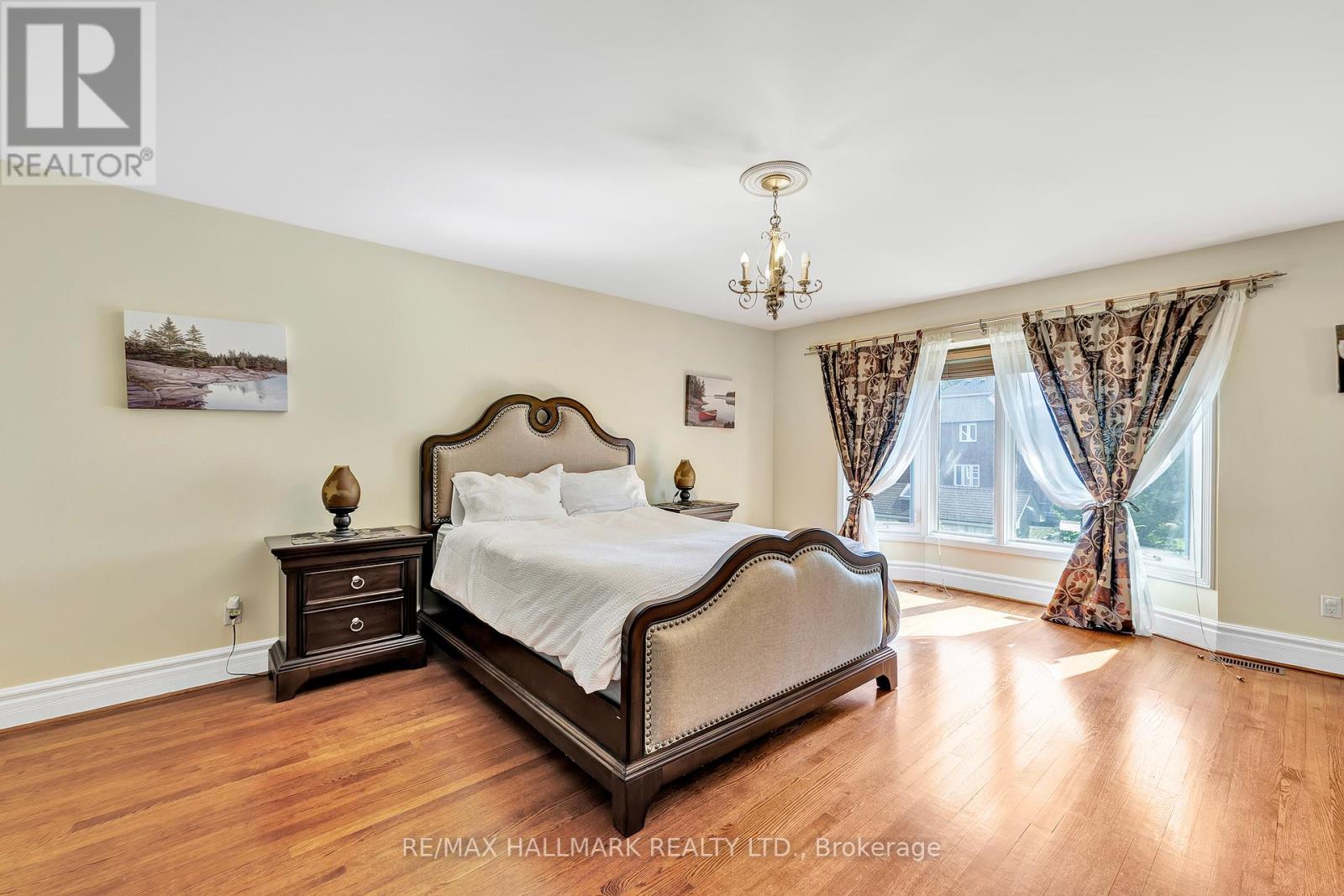 6 Montford Drive, Toronto, Ontario  M2M 3H3 - Photo 12 - C12210677