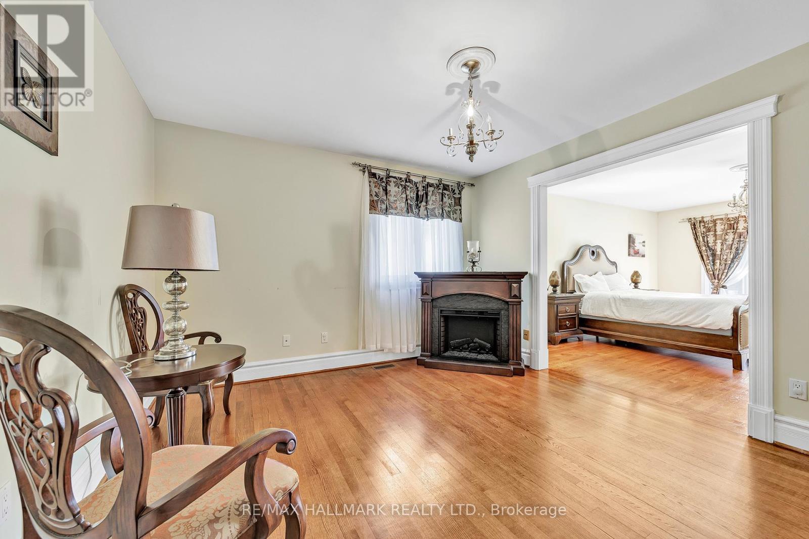 6 Montford Drive, Toronto, Ontario  M2M 3H3 - Photo 16 - C12210677