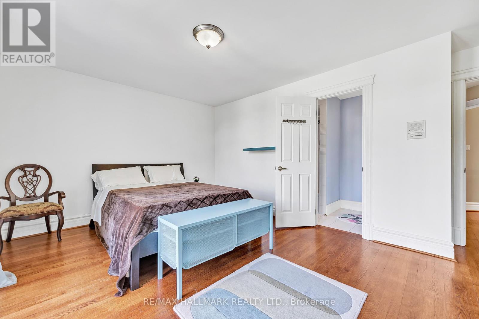 6 Montford Drive, Toronto, Ontario  M2M 3H3 - Photo 18 - C12210677