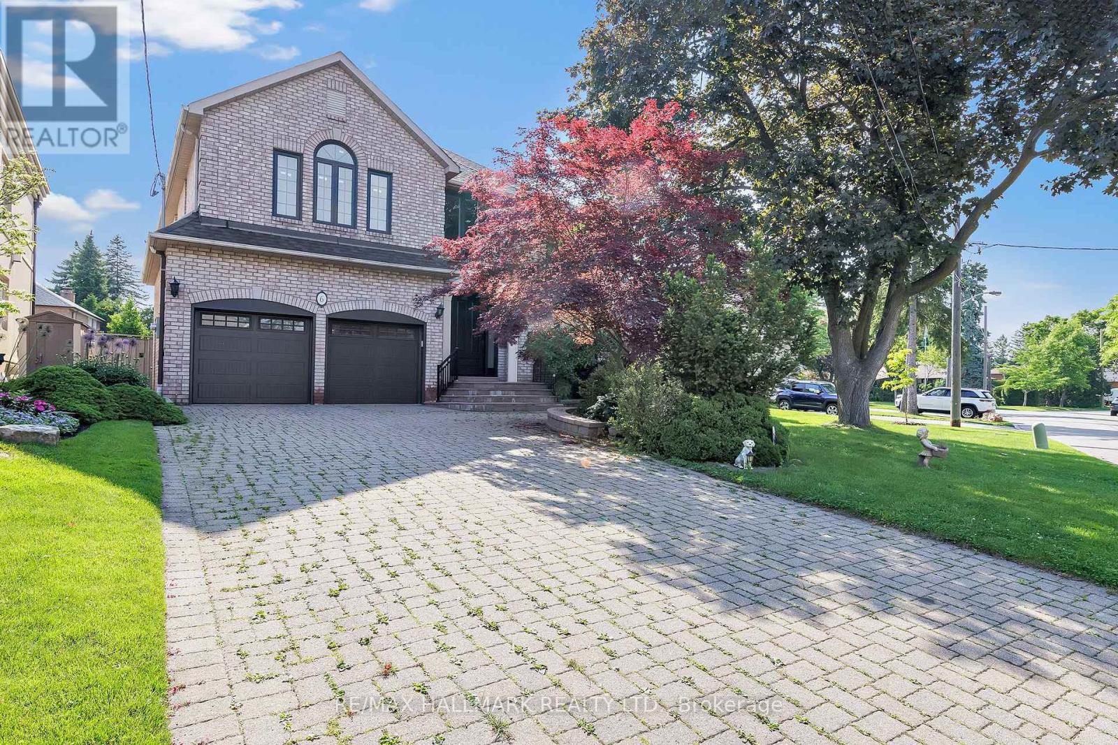 6 Montford Drive, Toronto, Ontario  M2M 3H3 - Photo 2 - C12210677
