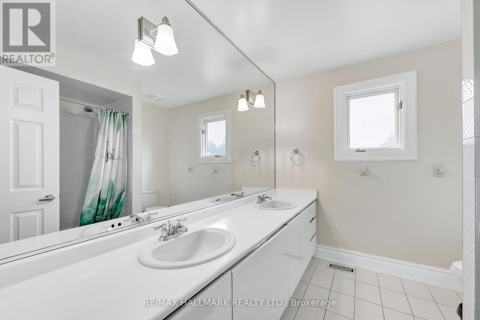 6 Montford Drive, Toronto, Ontario  M2M 3H3 - Photo 22 - C12210677