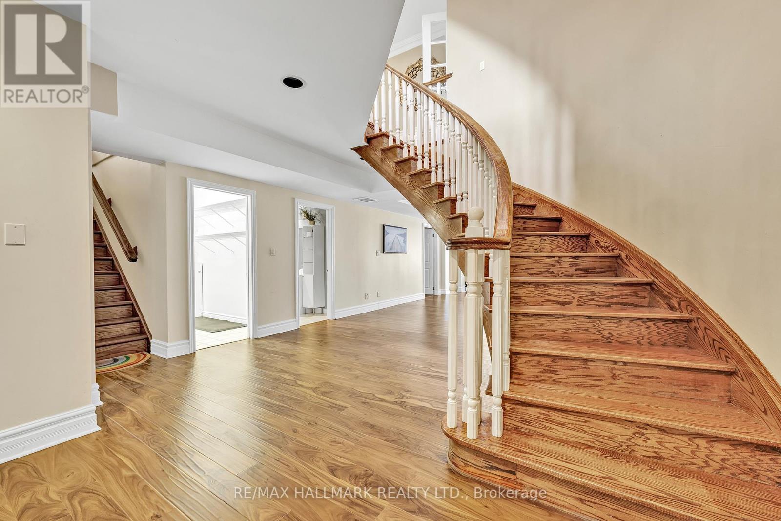 6 Montford Drive, Toronto, Ontario  M2M 3H3 - Photo 23 - C12210677