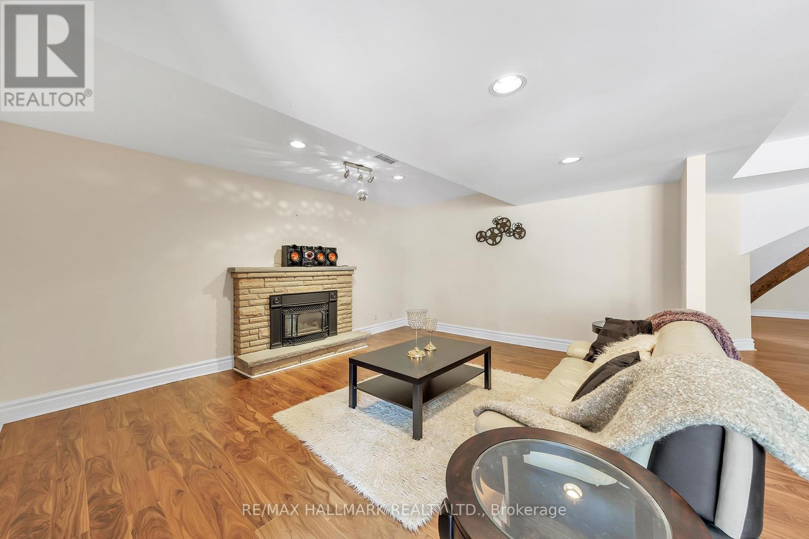 6 Montford Drive, Toronto, Ontario  M2M 3H3 - Photo 24 - C12210677