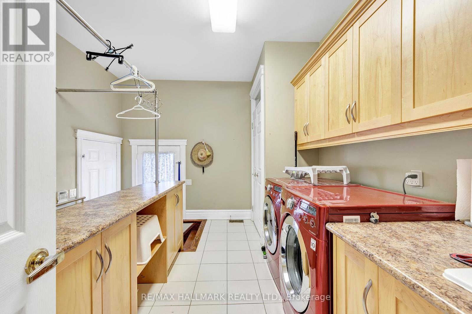 6 Montford Drive, Toronto, Ontario  M2M 3H3 - Photo 28 - C12210677